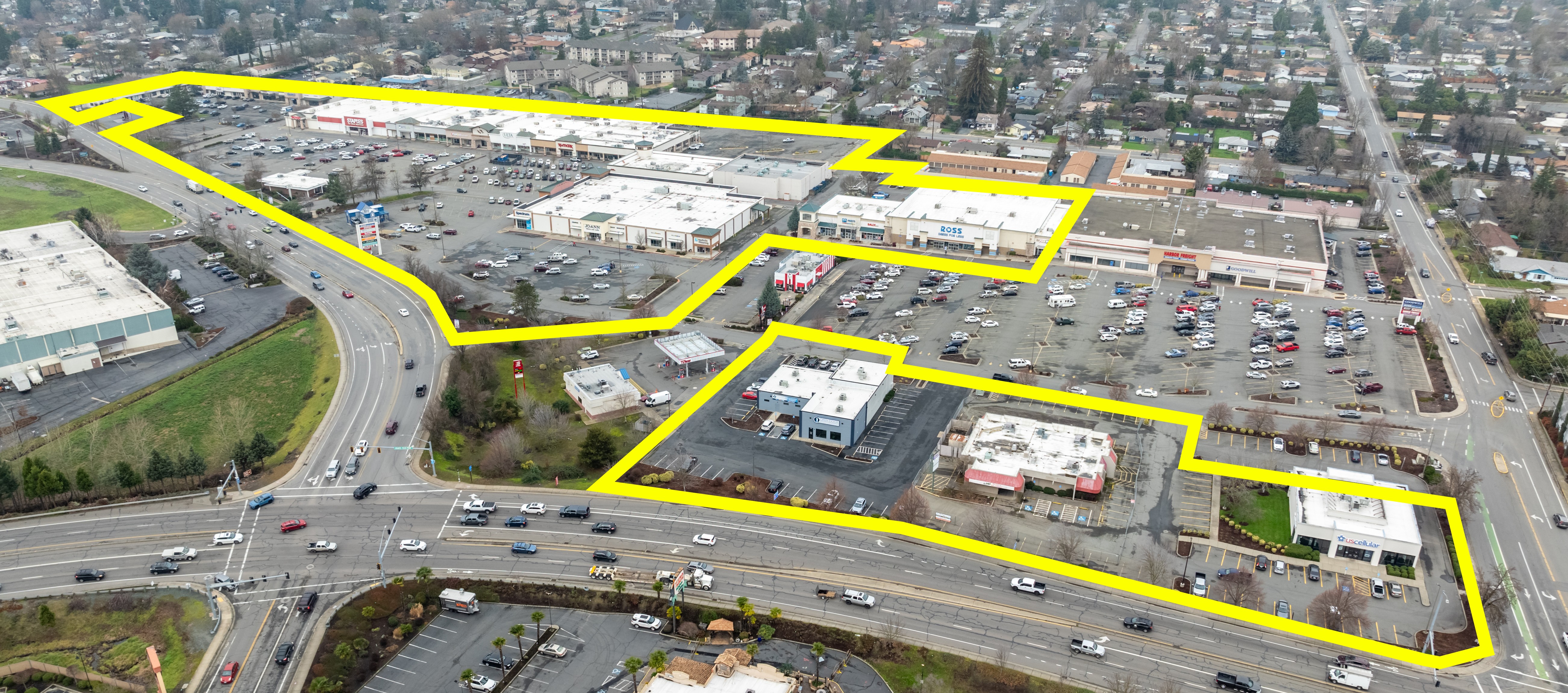 Grants Pass Shopping Center Image